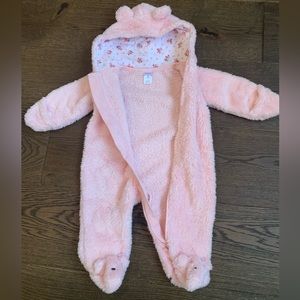 Carter’s baby girl fuzzy pink bear suit, size 6 months